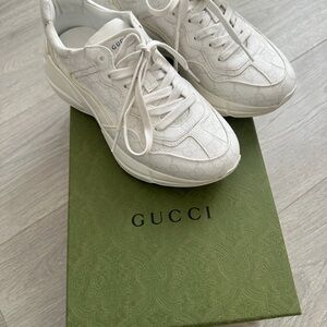 GUCCI TESSUTO Sepreme SNEAKER- white GG Lace-Up Sneakers